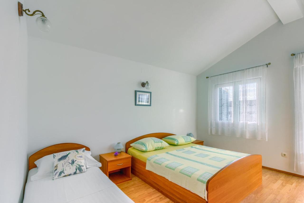 Apartmani Vukicevic Vodice Exterior photo