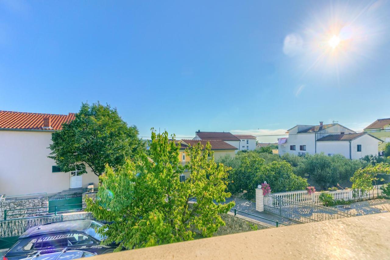 Apartmani Vukicevic Vodice Exterior photo